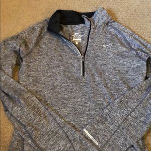 Nike half zip/pullover